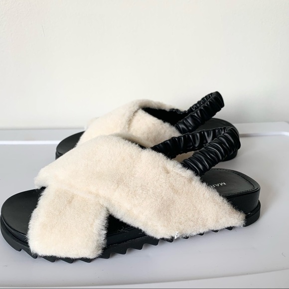 NEW MARC FISHER Cream Faux Fur Sandals Size 8 Medium - Picture 1 of 8